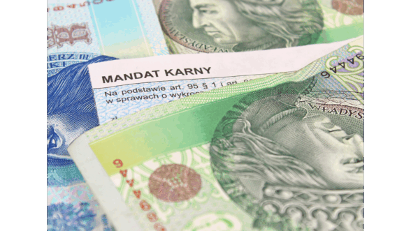 „Dziwne zachowanie” to nie powód do legitymowania. Ważny wyrok Sądu Najwyższego (II KK 473/25)