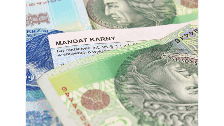 „Dziwne zachowanie” to nie powód do legitymowania. Ważny wyrok Sądu Najwyższego (II KK 473/25)